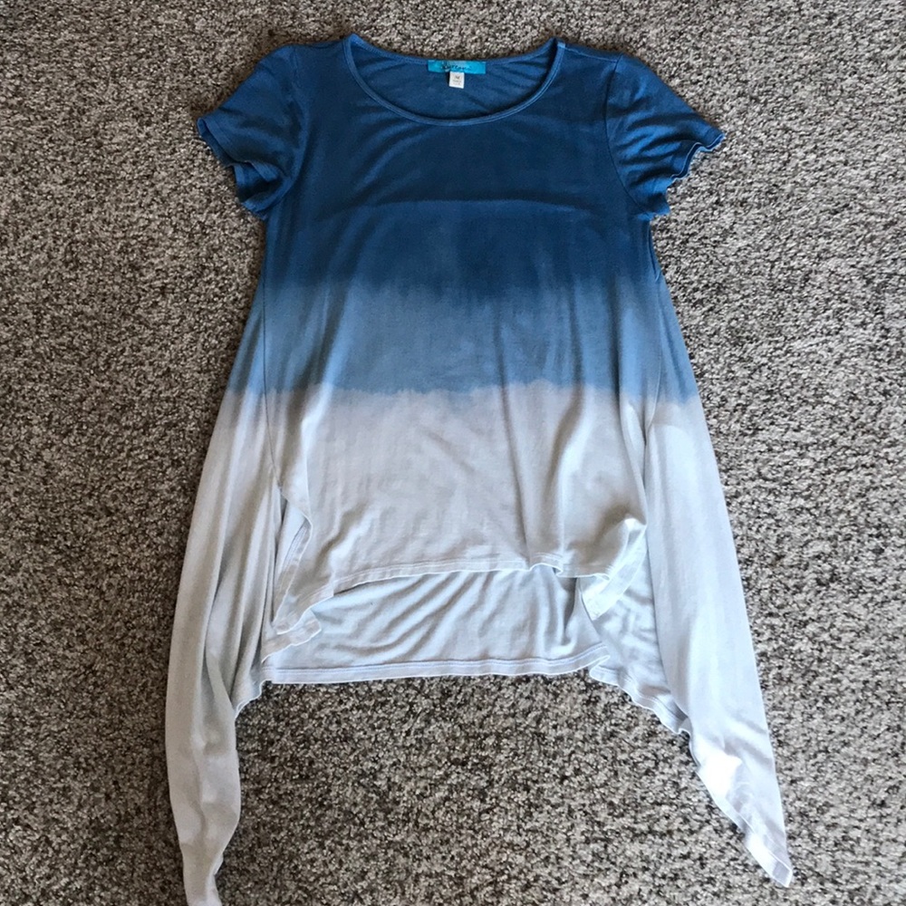 Blue ombré top